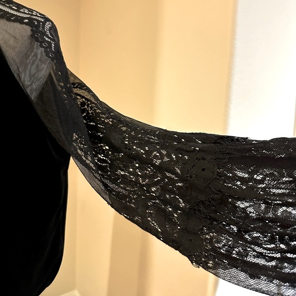 Black Velvet Lace Top - Picture 6 of 9